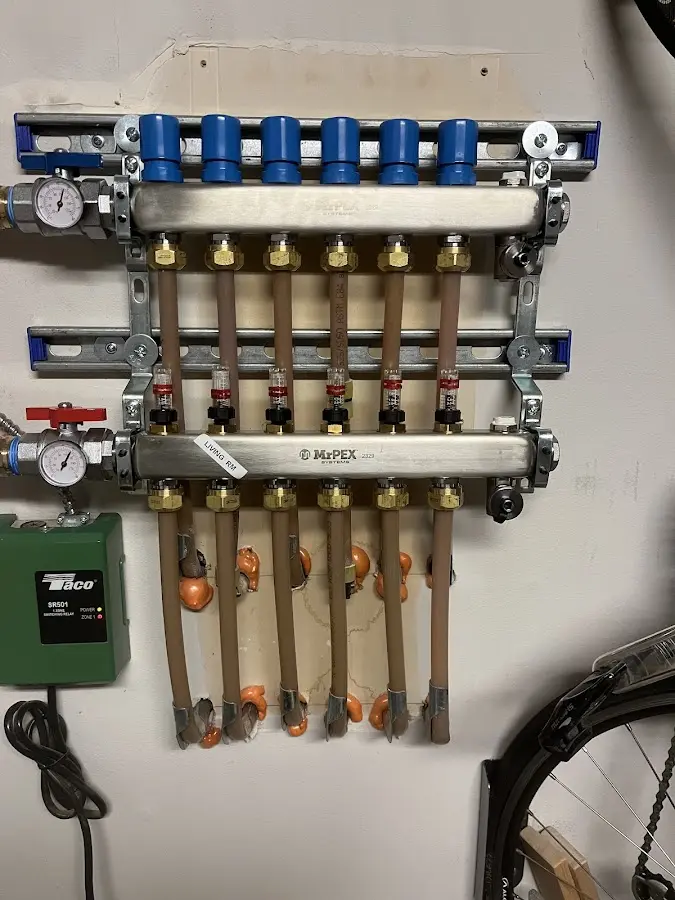 Plumber performing Gas Line Installation at a residential property in Mary Esther